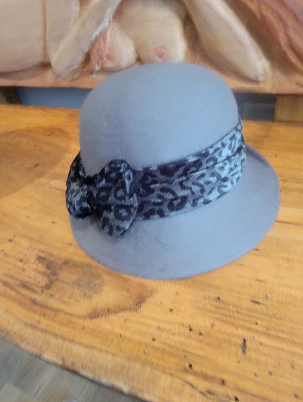 Vintage SCALA PRONTO 100% Wool OSFM 23" Diameter Women's Hat w/Leopard Sash
